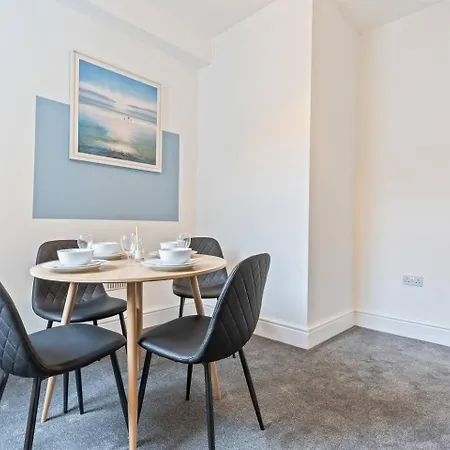 #3 - Location - Private Ensuite, Smart Tv, Fast Wifi By Yoko Vendégház Redcar